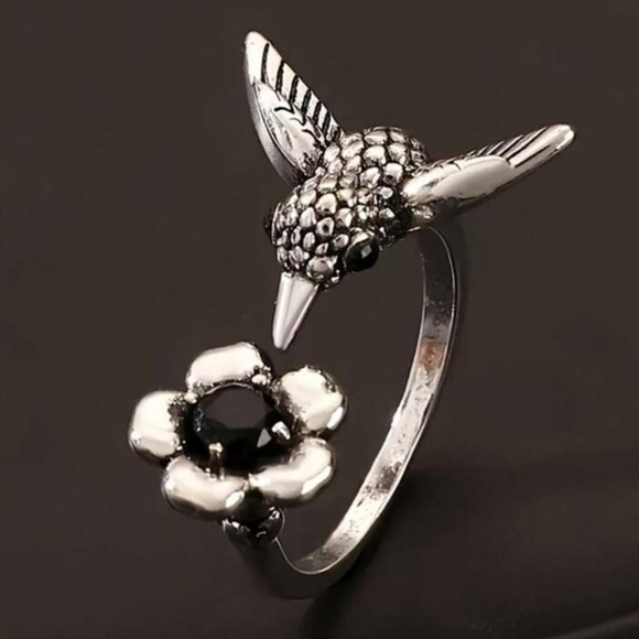 NEW‼️Hummingbird and Flower Ring - Picture 1 of 6